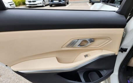 BMW 3 серия, 2022 год, 3 990 000 рублей, 8 фотография