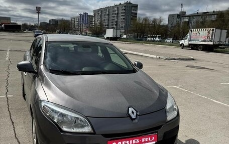 Renault Megane III, 2012 год, 700 000 рублей, 3 фотография