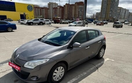 Renault Megane III, 2012 год, 700 000 рублей, 2 фотография