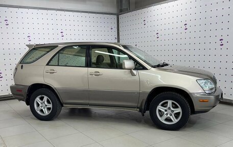 Lexus RX IV рестайлинг, 2001 год, 999 000 рублей, 9 фотография