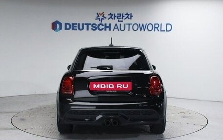 MINI Clubman, 2022 год, 2 260 000 рублей, 3 фотография