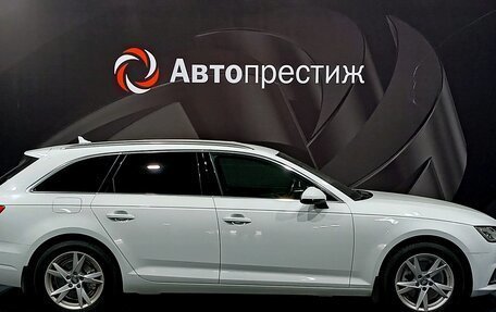 Audi A4, 2017 год, 2 375 000 рублей, 4 фотография