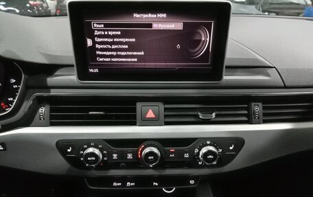 Audi A4, 2017 год, 2 375 000 рублей, 11 фотография