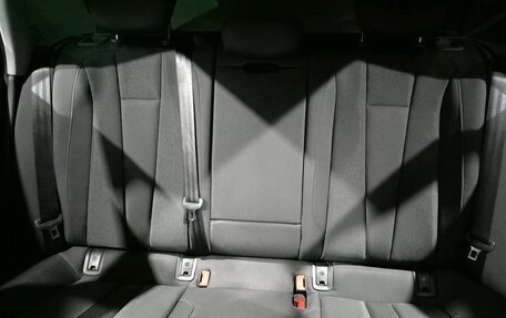 Audi A4, 2017 год, 2 375 000 рублей, 17 фотография