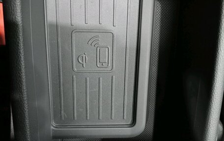 Audi A4, 2017 год, 2 375 000 рублей, 18 фотография