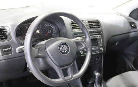 Volkswagen Polo VI (EU Market), 2017 год, 1 175 000 рублей, 10 фотография
