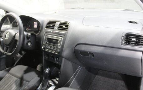Volkswagen Polo VI (EU Market), 2017 год, 1 175 000 рублей, 11 фотография