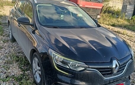 Renault Megane IV, 2019 год, 1 252 000 рублей, 2 фотография