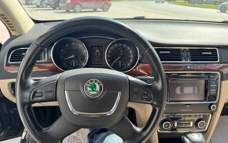 Skoda Superb III рестайлинг, 2012 год, 2 100 000 рублей, 7 фотография