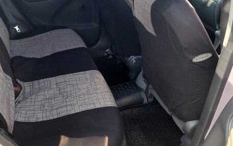 Toyota Vitz, 2001 год, 380 000 рублей, 19 фотография