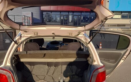 Toyota Vitz, 2001 год, 380 000 рублей, 27 фотография
