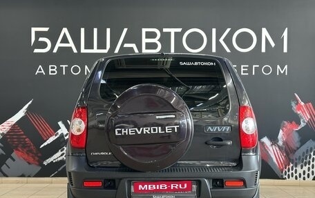 Chevrolet Niva I рестайлинг, 2018 год, 720 000 рублей, 6 фотография