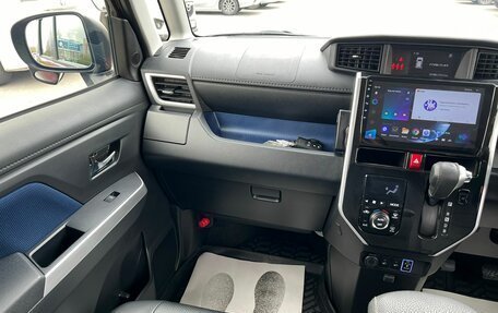 Toyota Roomy I, 2018 год, 899 999 рублей, 16 фотография