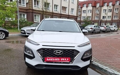 Hyundai Kona I, 2019 год, 2 300 000 рублей, 4 фотография