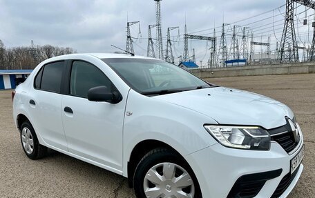 Renault Logan II, 2019 год, 749 000 рублей, 28 фотография