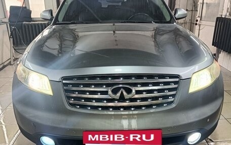 Infiniti FX I, 2004 год, 950 000 рублей, 10 фотография