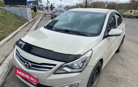 Hyundai Solaris II рестайлинг, 2015 год, 849 000 рублей, 1 фотография