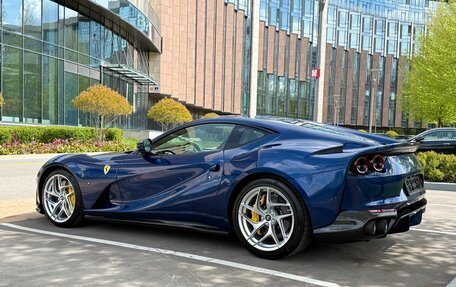 Ferrari 812, 2019 год, 36 400 000 рублей, 8 фотография