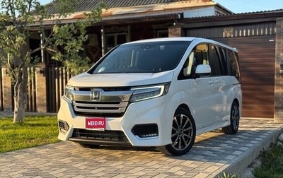 Honda Stepwgn IV, 2018 год, 2 590 000 рублей, 1 фотография