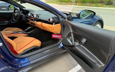 Ferrari 812, 2019 год, 36 400 000 рублей, 38 фотография