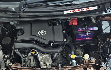 Toyota Vitz, 2015 год, 720 000 рублей, 6 фотография