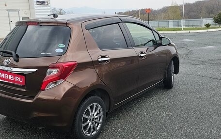 Toyota Vitz, 2015 год, 720 000 рублей, 5 фотография