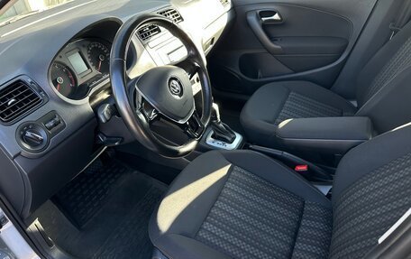 Volkswagen Polo VI (EU Market), 2018 год, 1 250 000 рублей, 8 фотография
