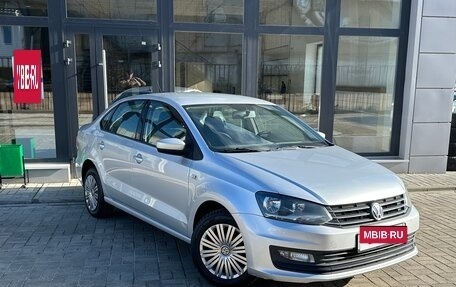 Volkswagen Polo VI (EU Market), 2018 год, 1 250 000 рублей, 2 фотография