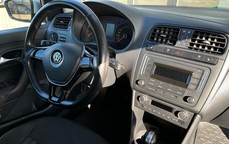 Volkswagen Polo VI (EU Market), 2018 год, 1 250 000 рублей, 17 фотография