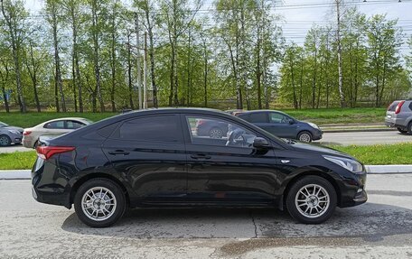 Hyundai Solaris II рестайлинг, 2018 год, 1 090 000 рублей, 5 фотография