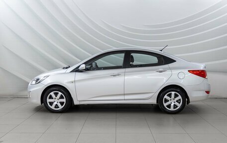 Hyundai Solaris II рестайлинг, 2011 год, 918 000 рублей, 4 фотография