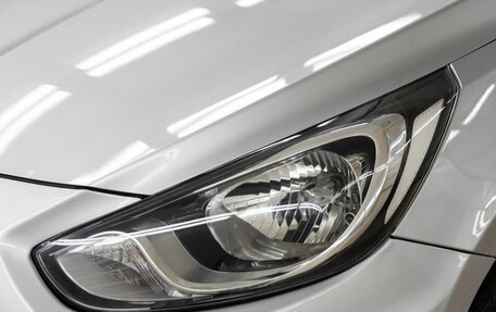 Hyundai Solaris II рестайлинг, 2011 год, 918 000 рублей, 11 фотография