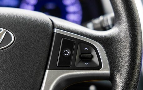 Hyundai Solaris II рестайлинг, 2011 год, 918 000 рублей, 28 фотография