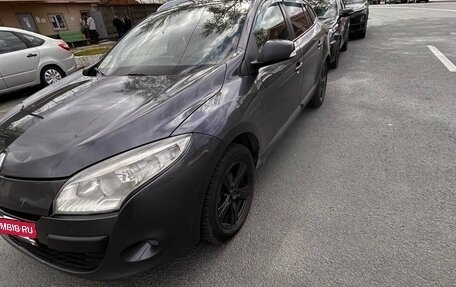 Renault Megane III, 2010 год, 520 000 рублей, 2 фотография