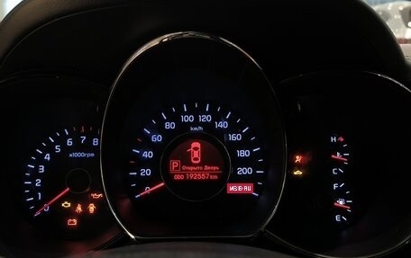 KIA Rio III рестайлинг, 2012 год, 650 000 рублей, 16 фотография