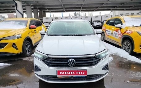 Volkswagen Polo VI (EU Market), 2022 год, 1 925 000 рублей, 2 фотография