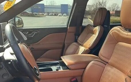 Lincoln Aviator II, 2022 год, 6 897 192 рублей, 7 фотография