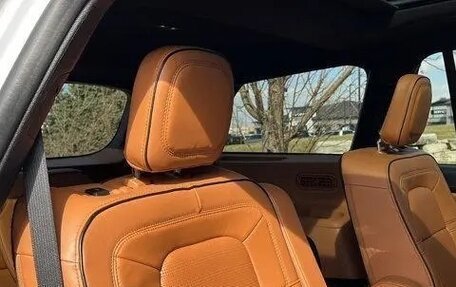 Lincoln Aviator II, 2022 год, 6 897 192 рублей, 28 фотография
