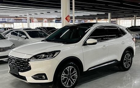 Ford Escape, 2020 год, 1 810 000 рублей, 3 фотография