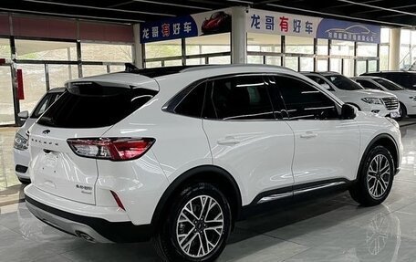 Ford Escape, 2020 год, 1 810 000 рублей, 4 фотография