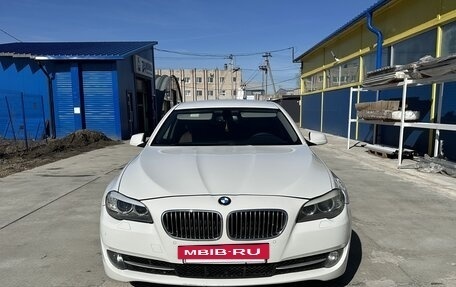 BMW 5 серия, 2012 год, 1 930 000 рублей, 4 фотография