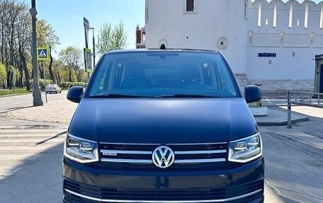 Volkswagen Multivan T6 рестайлинг, 2019 год, 5 500 000 рублей, 2 фотография