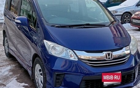 Honda Freed I, 2012 год, 1 230 000 рублей, 8 фотография