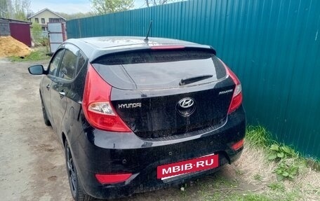 Hyundai Solaris II рестайлинг, 2013 год, 2 фотография