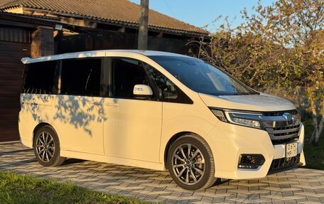Honda Stepwgn IV, 2018 год, 2 590 000 рублей, 7 фотография