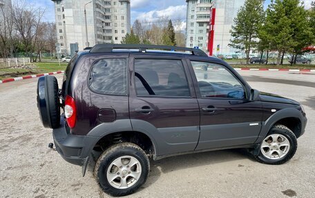 Chevrolet Niva I рестайлинг, 2012 год, 425 000 рублей, 4 фотография