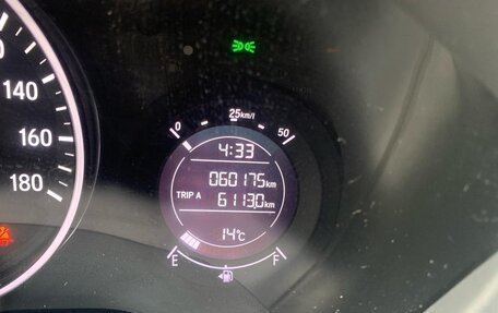 Honda Vezel, 2015 год, 1 700 000 рублей, 11 фотография