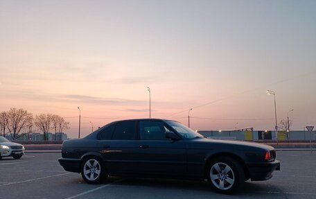 BMW 5 серия, 1993 год, 450 000 рублей, 10 фотография