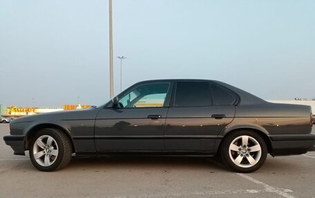 BMW 5 серия, 1993 год, 450 000 рублей, 11 фотография