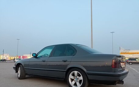 BMW 5 серия, 1993 год, 450 000 рублей, 12 фотография